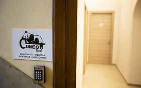 Cuneo Bed